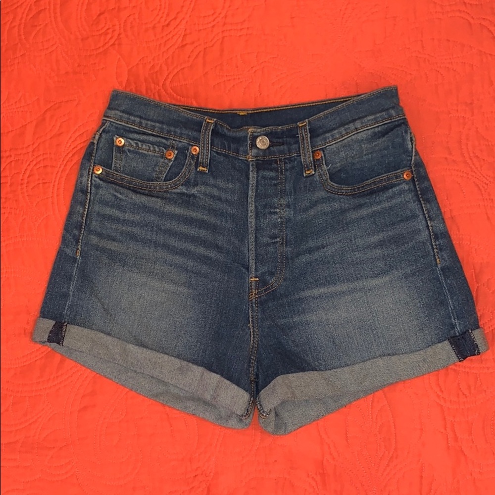Levi’s shorts